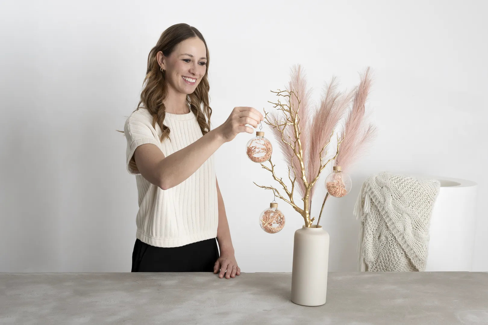 Minimalist Décor Bundle “Beige S” – 6 pcs Complete Set in Cream, Soft Pink and Gold